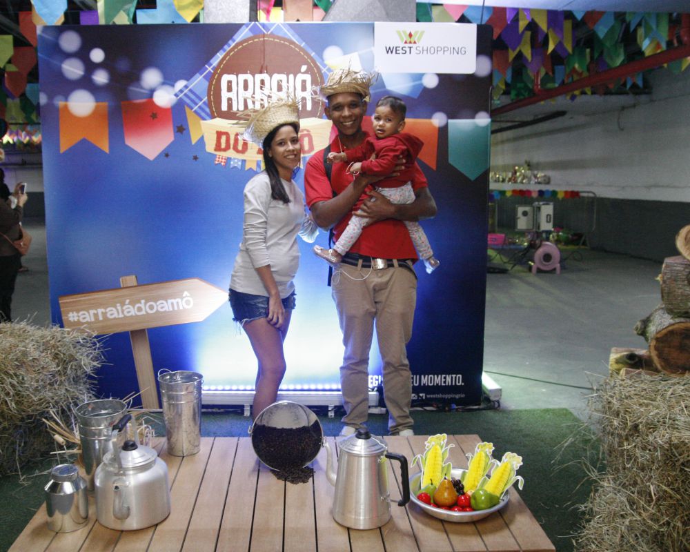 Arraia do Amô West Shopping - Agência DosReis Live Marketing