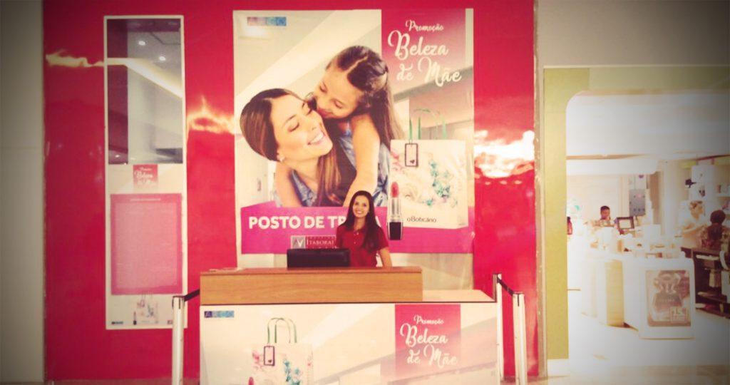 Stand promocional - Shopping Itaboraí Dia das Mães - Agência DosReis Live Marketing