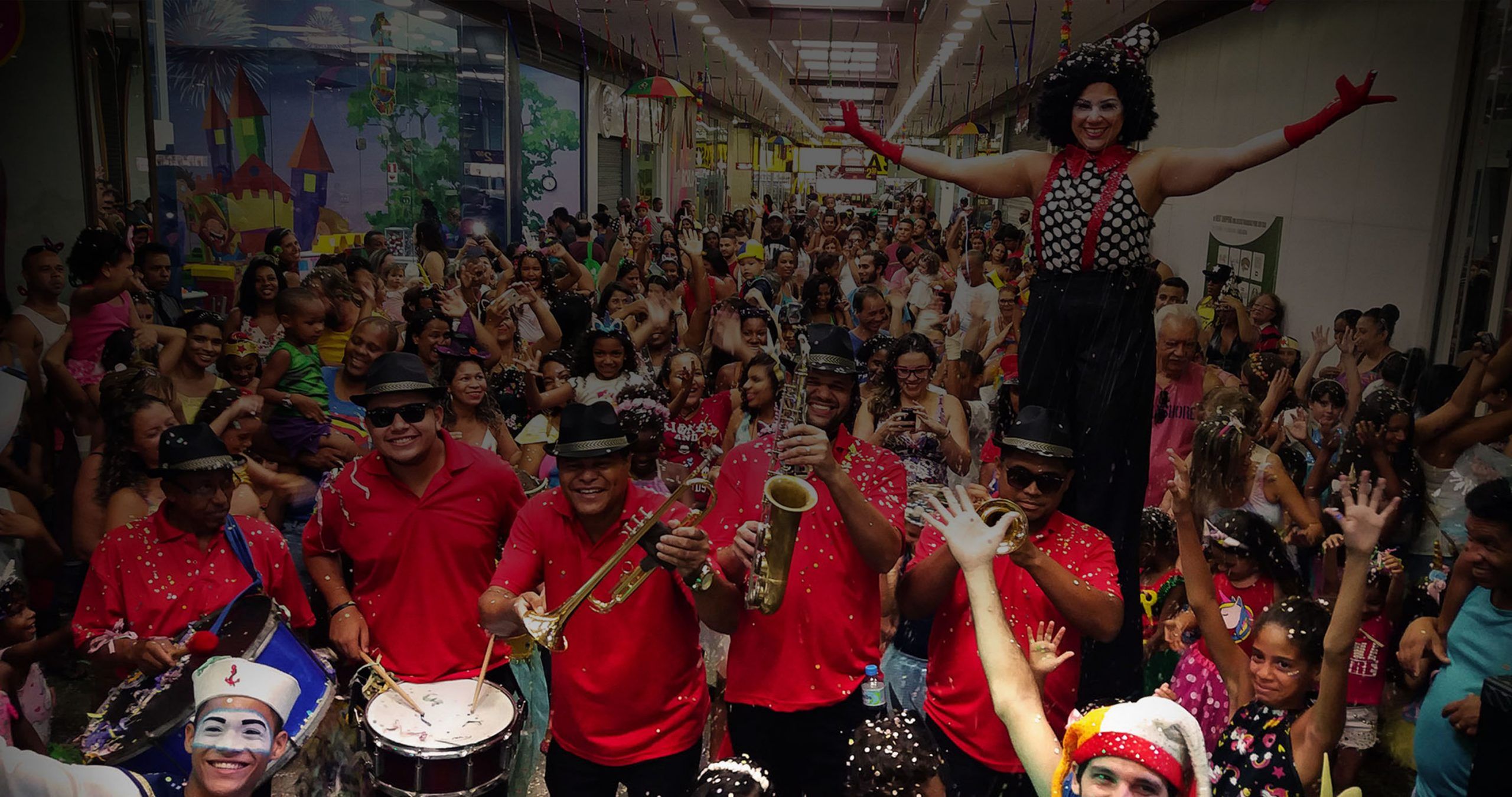 Bailinho de Carnaval West Shopping - Agência DosReis